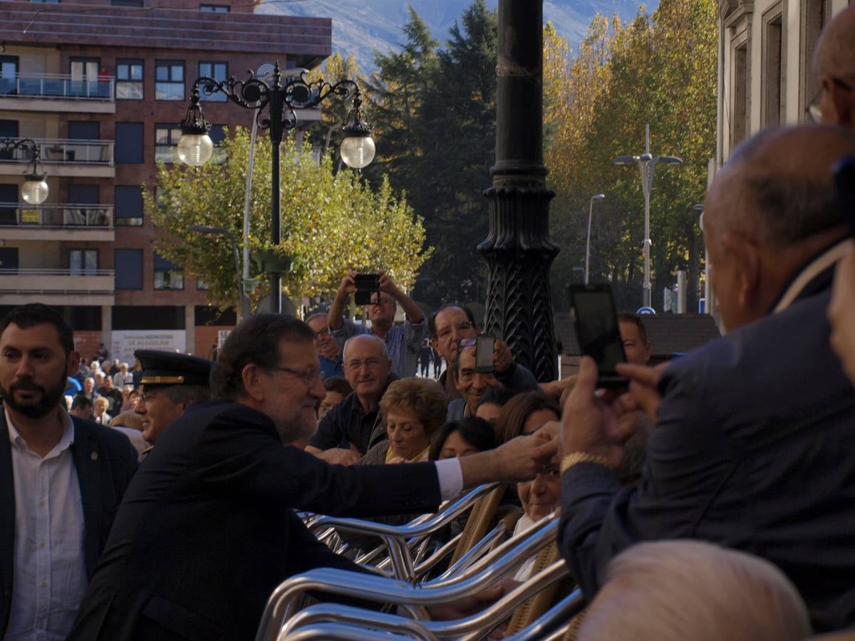 Mariano Rajoy participa en un acto organizado por el PP en Béjar (Salamanca) (2/4)