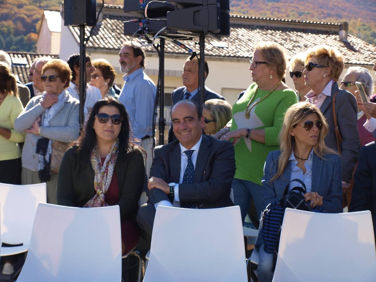Mariano Rajoy participa en un acto organizado por el PP en Béjar (Salamanca) (3/4)