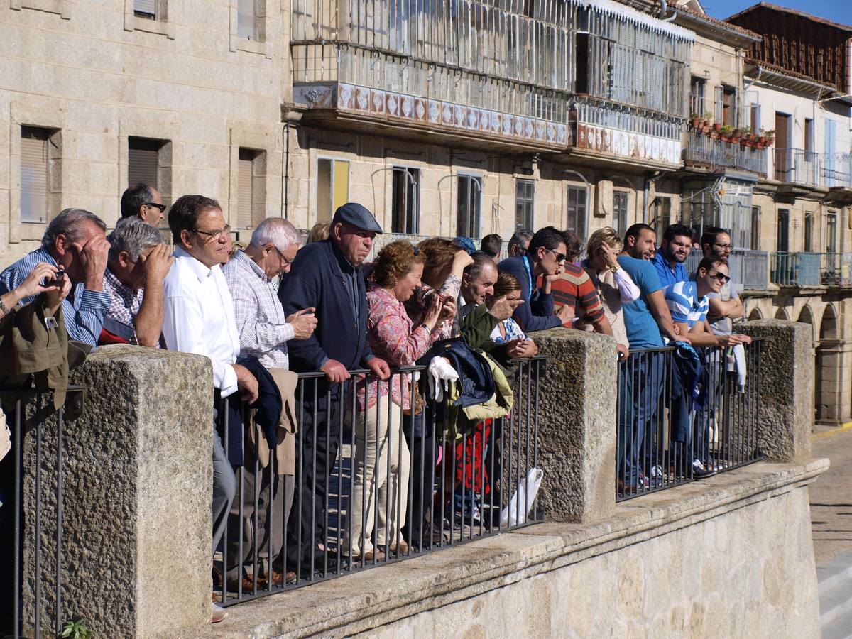 Mariano Rajoy participa en un acto organizado por el PP en Béjar (Salamanca) (3/4)