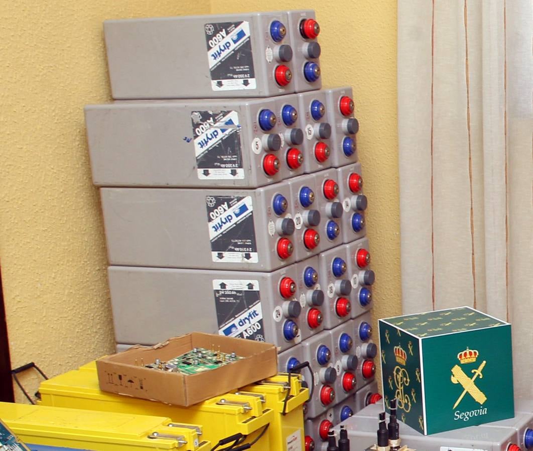 Material incautado por la Guardia Civil de Segovia en la &#039;Operación Señal&#039;