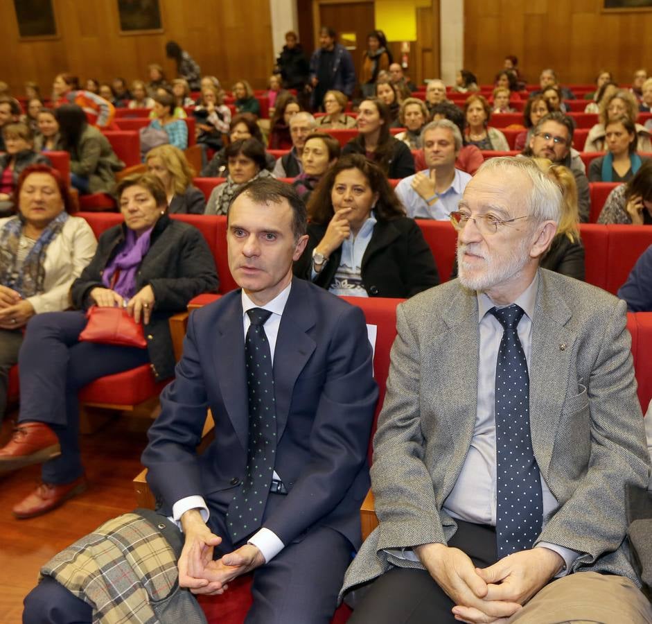 Anna Ferrer analiza la situación de las mujeres de la India en la Universidad de Valldolid