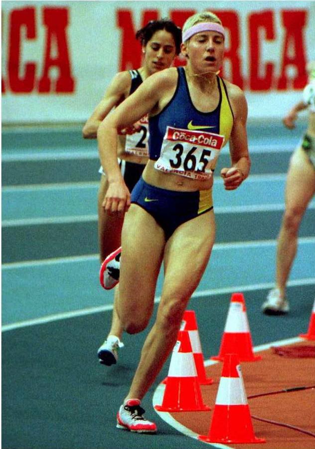 23.02.97 Marta Domínguez y Estibaliz Urrutia participando en la prueba de 3000 m en el Campeonato de España celebrado en Valencia.