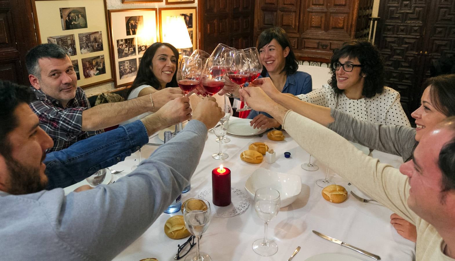 Cata del Otoño Enológico de Caja Rural, en el restaurante El Cordero