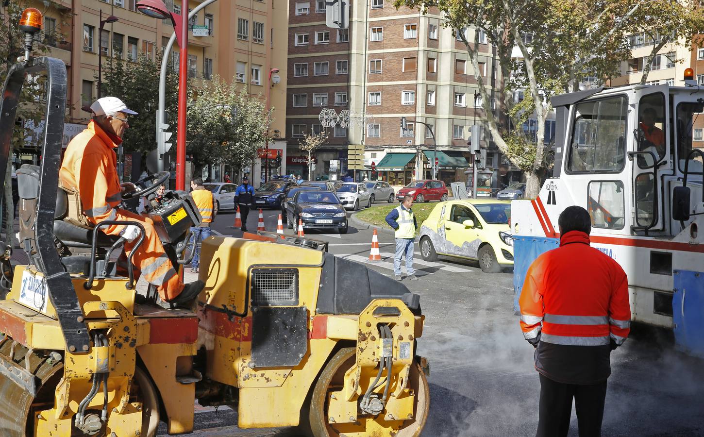 Obras de asfaltado para habilitar un tercer carril en la Circular