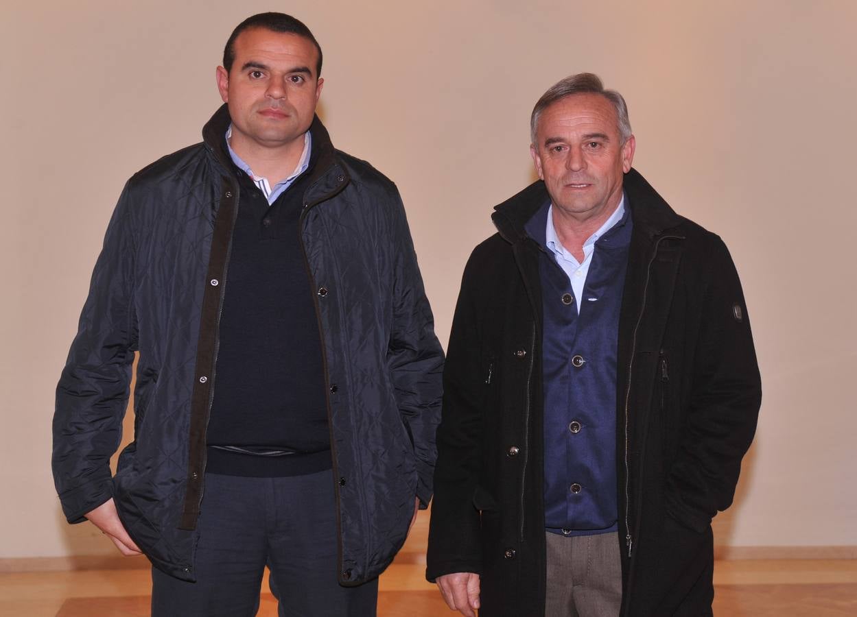 Gustavo García y Jesús García, de talleres Argasa New Holland Valladolid.