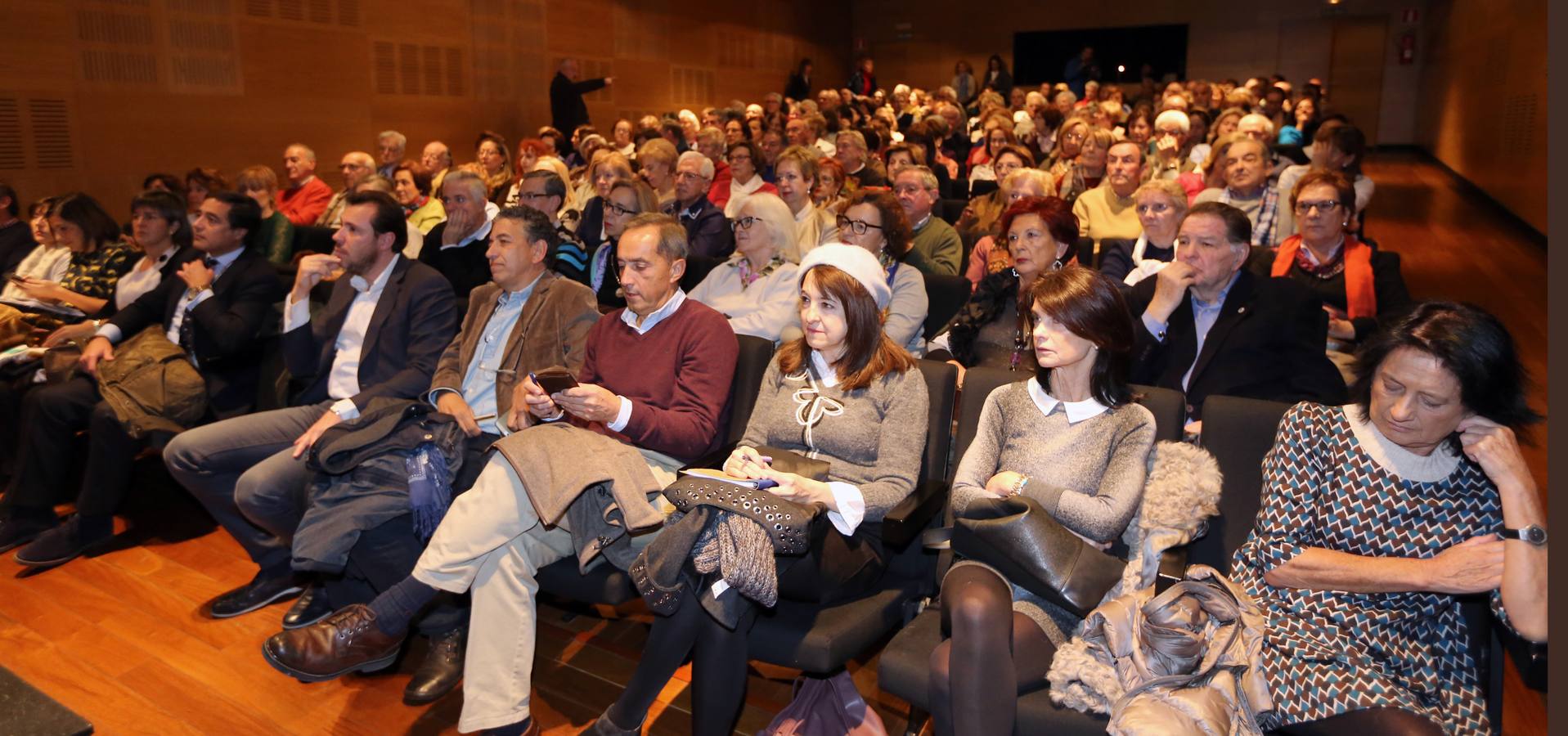 Jornada del ciclo &#039;Valladolid, Tierra Capital del Español&#039; celebrada en el Teatro Calderón