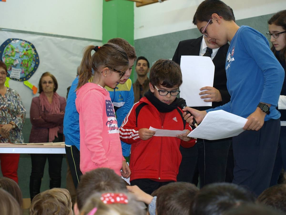 Escolares de Villanubla celebran la Constitución