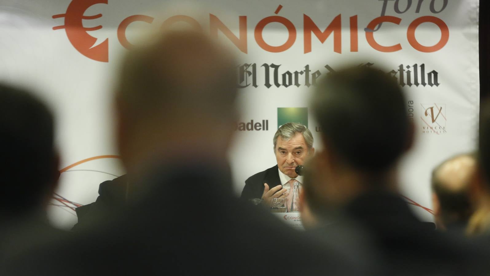 El presidente del Círculo de Empresarios, Javier Vega de Seoane, en el Foro Económico de El Norte de Castilla