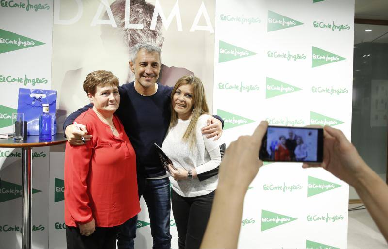 Sergio Dalma firma su último disco en El Corte Inglés