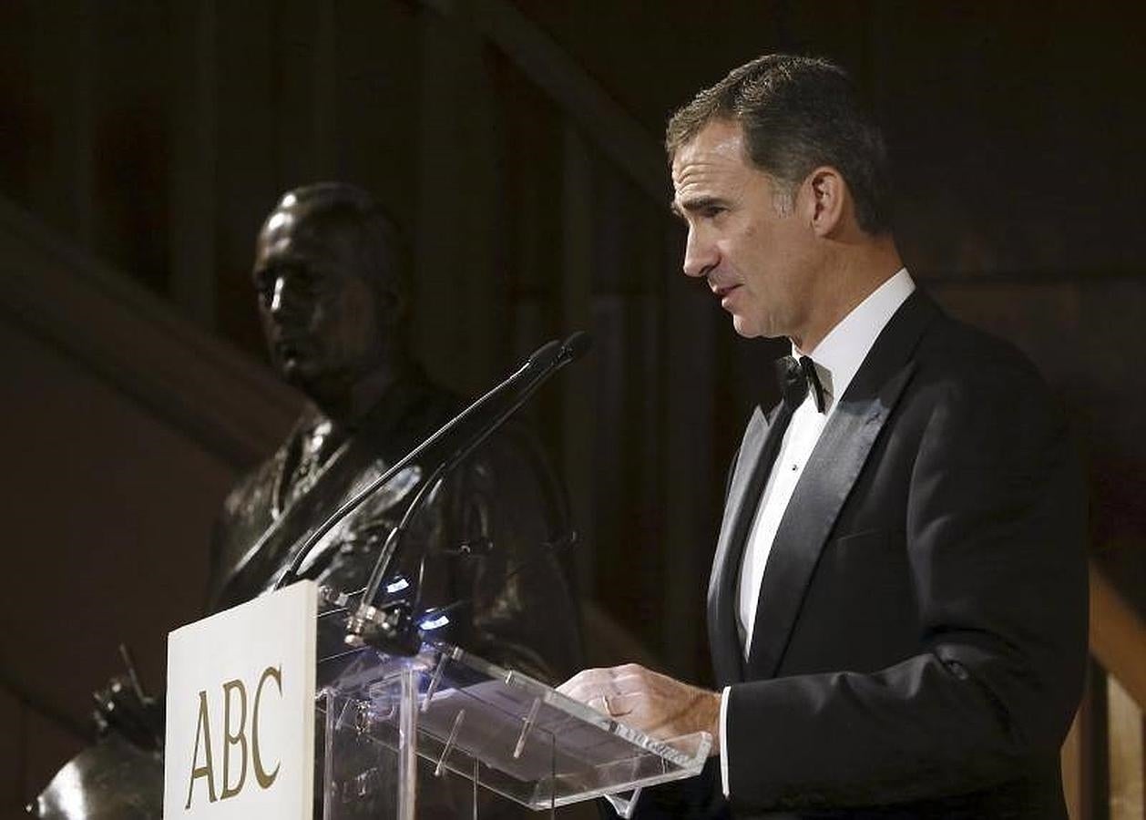 El Rey Felipe VI durante su intervención en la entrega de los Premios Internacionales de Periodismo del diario ABC.