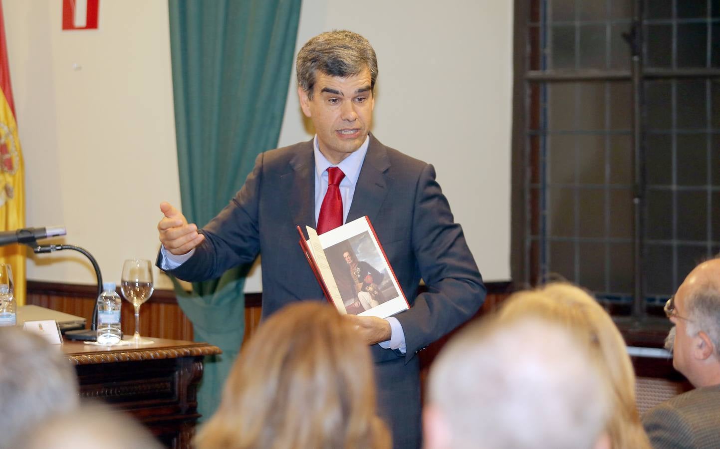 Gonzalo Serrats glosa la figura del general Álava y Wellington en el Aula de Cultura de El Norte de Castilla