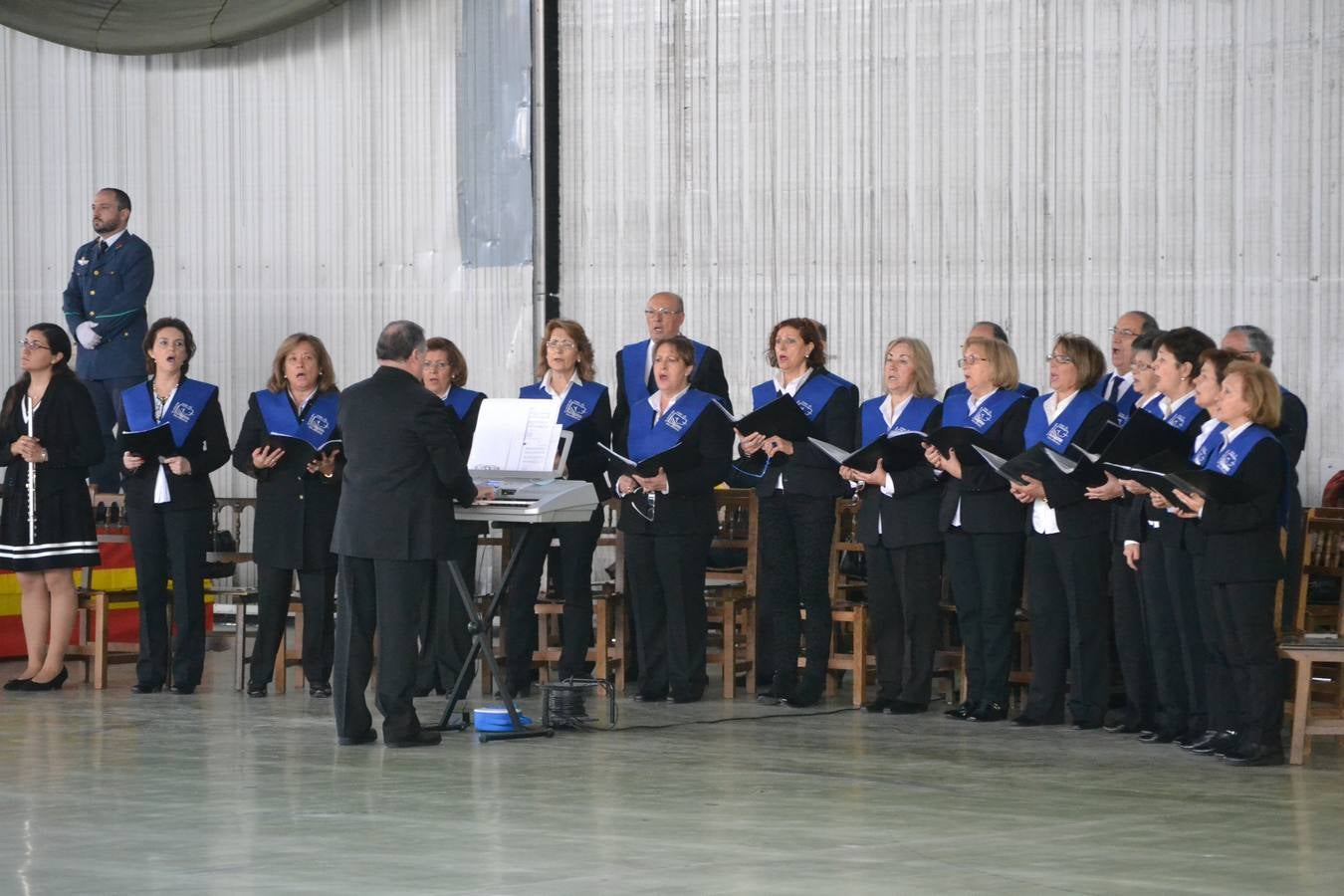 Celebración de la Virgen de Loreto, patrona de la Aviación, en la Base Aérea de Matacán (Salamanca) 1/2