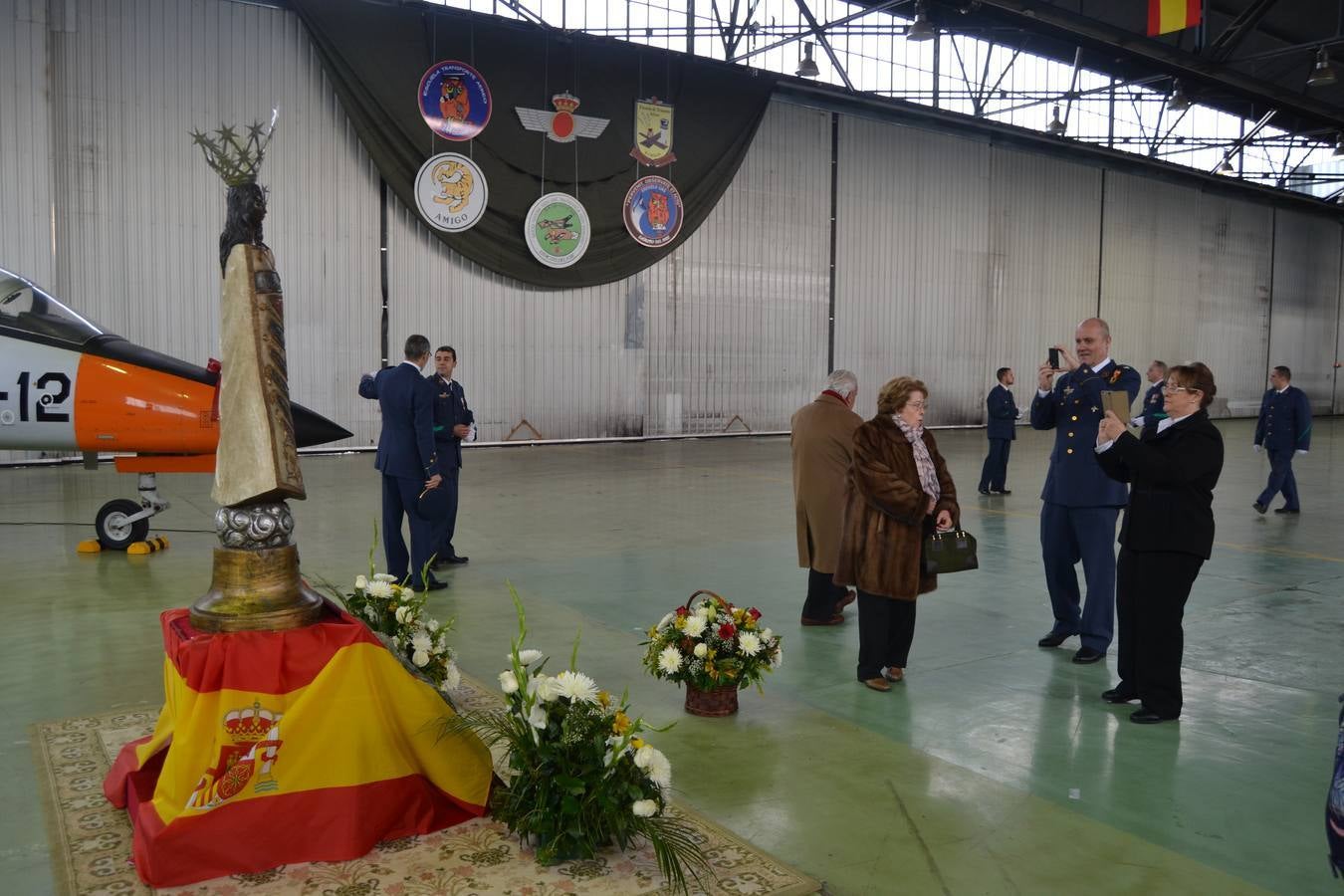 Celebración de la Virgen de Loreto, patrona de la Aviación, en la Base Aérea de Matacán (Salamanca) 2/2