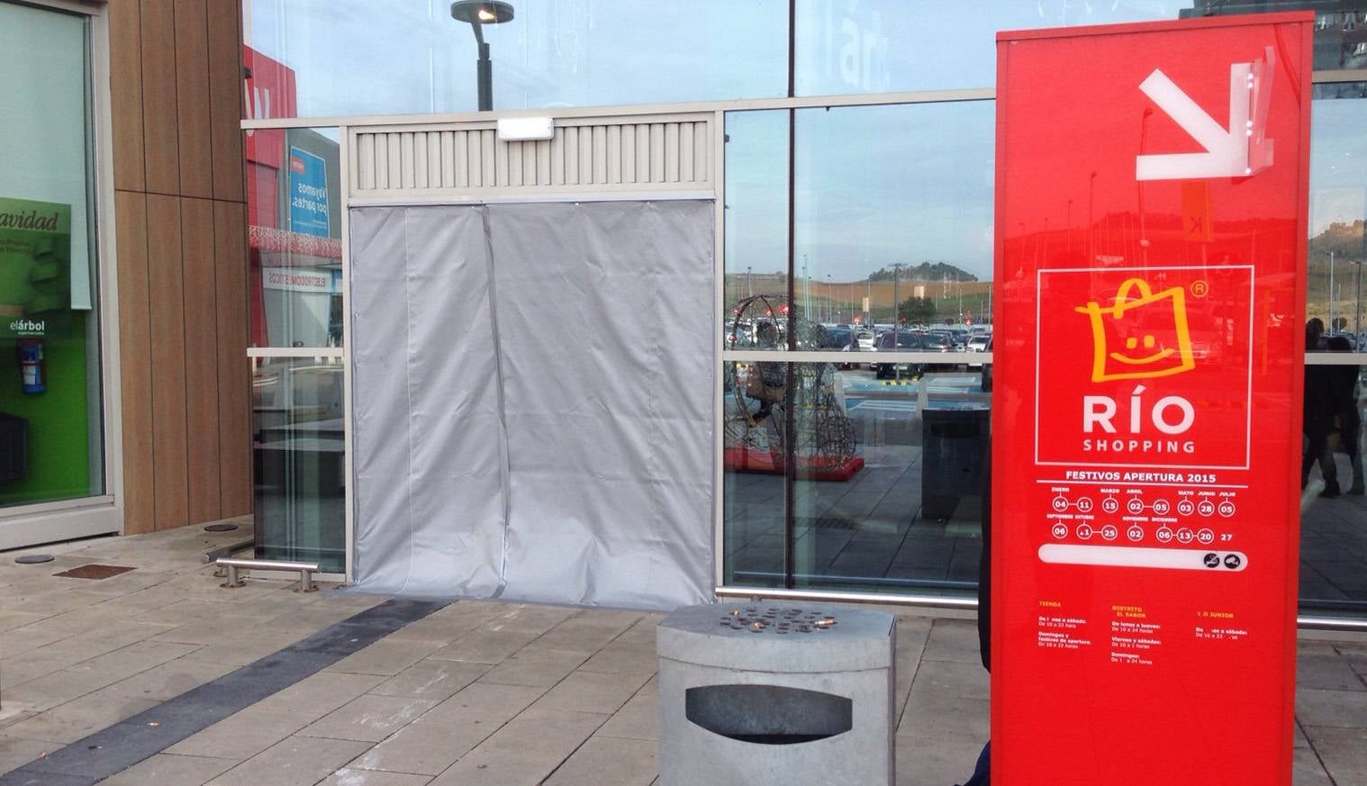 Robo en una joyería del centro comercial Río Shopping