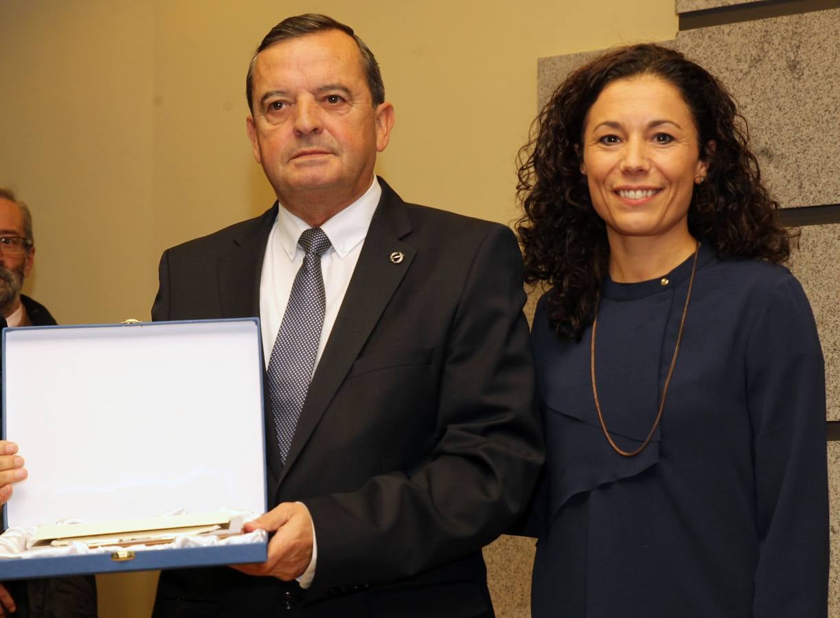 Homenaje a los 35 empleados de la Junta en Segovia que se jubilan este año