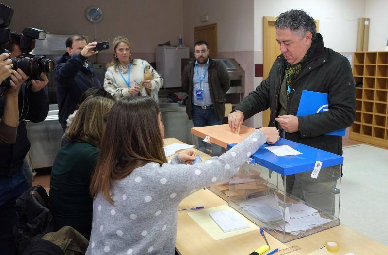 Primeras votaciones en Castilla y León