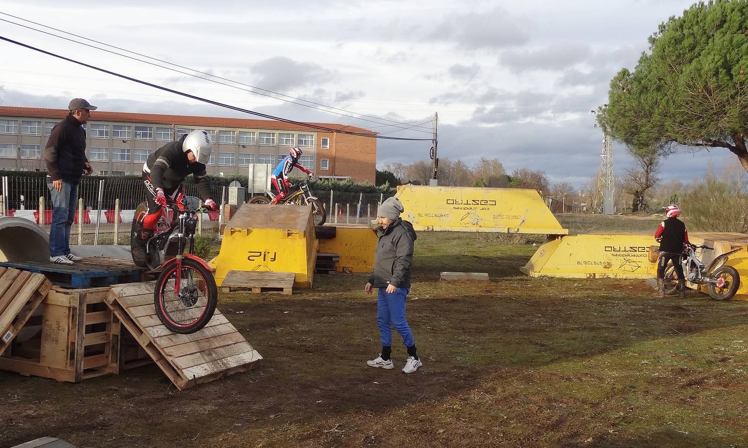 Últimos preparativos para la Fiesta de la Moto de Valladolid