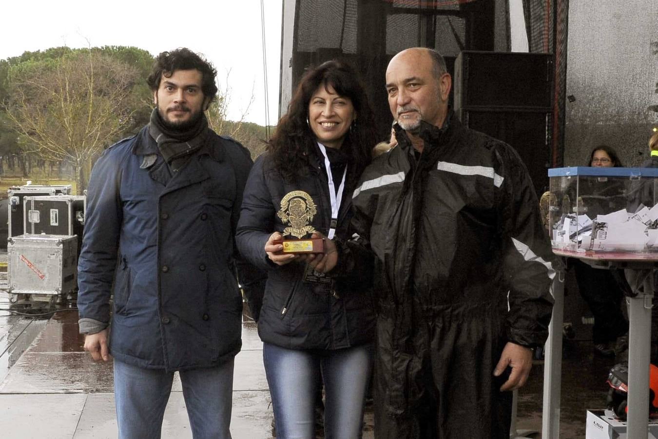 Despedida y entrega de trofeos a los inscritos en la Fiesta de la Moto 2016