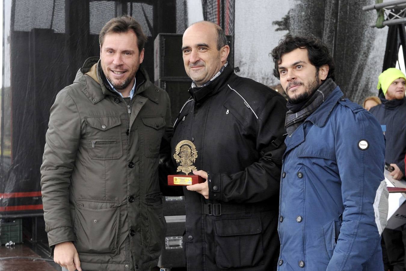 Despedida y entrega de trofeos a los inscritos en la Fiesta de la Moto 2016