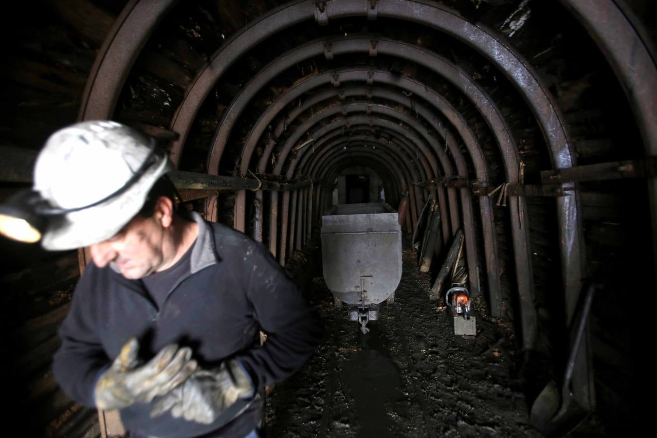 Entrada a la bocamina del pozo.