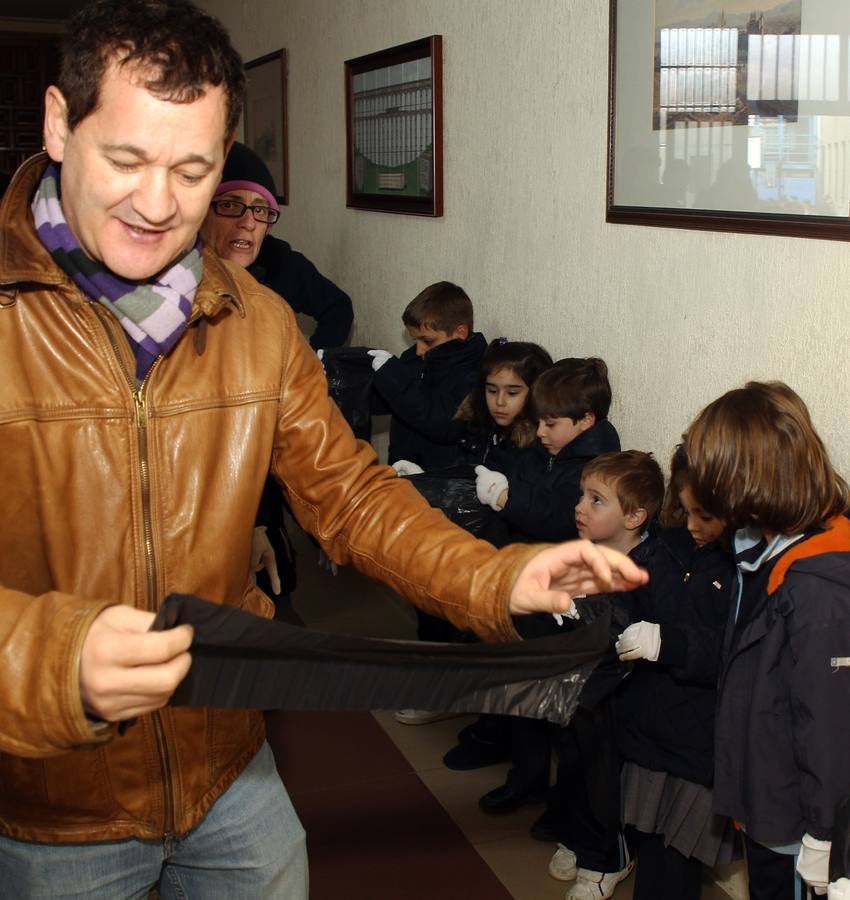 Los escolares de Segovia celebran el Día de la Paz