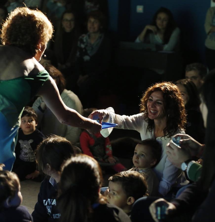 Teloncillo lleva a los niños al teatro