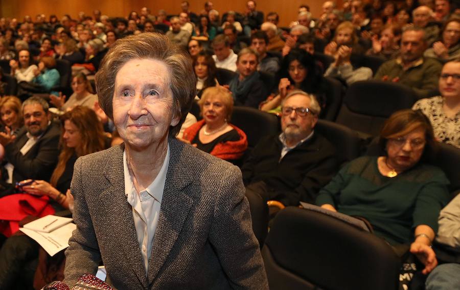 Aula de Cultura con Margarita Salas