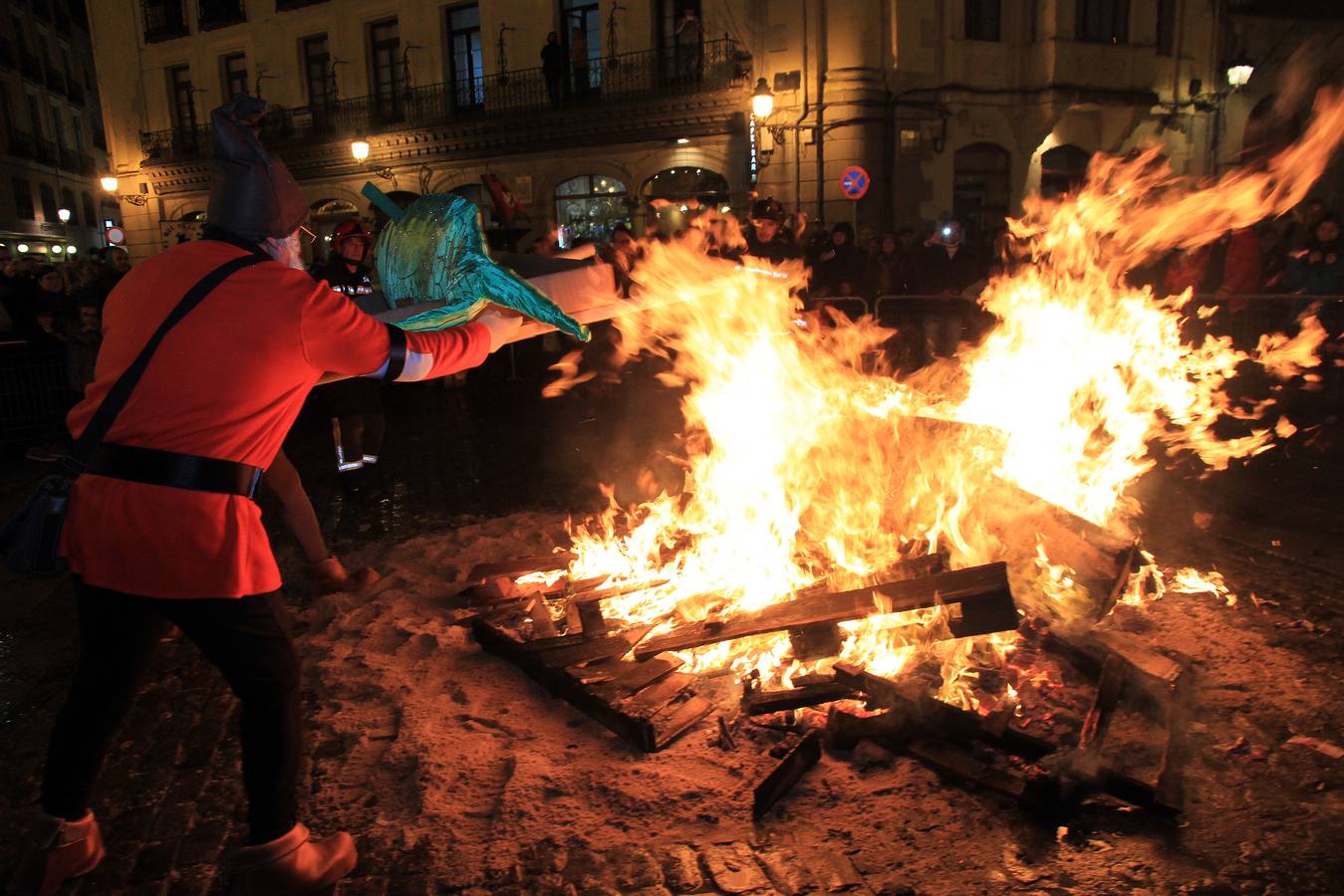 El entierro de la sardina despide el Carnaval de Segovia