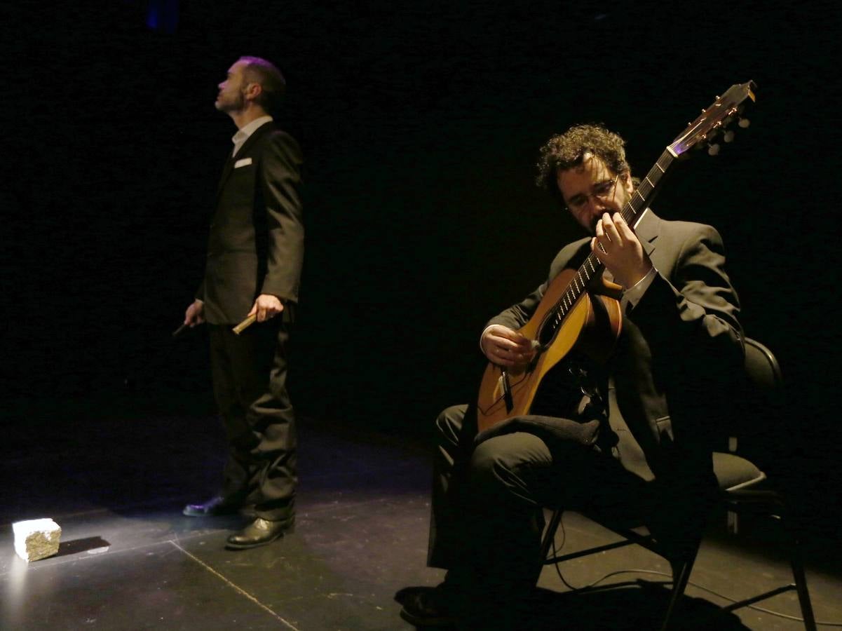Miguel Velayos presenta su poemario &#039;Lecciones de orfandad&#039; en el Aula de Cultura de El Norte de Castilla