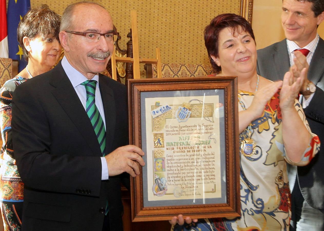 Visita virtual a la exposición &#039;Un año en imágenes 2015&#039; de Segovia (1/2)