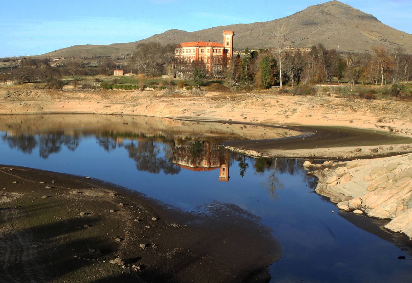 Visita virtual a la exposición &#039;Un año en imágenes 2015&#039; de Segovia (2/2)