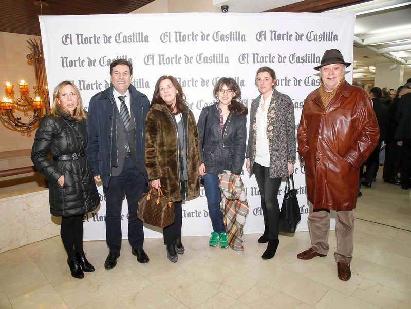 Inauguración de la exposición &#039;Un año en imágenes 2015&#039; de Palencia (1/2)