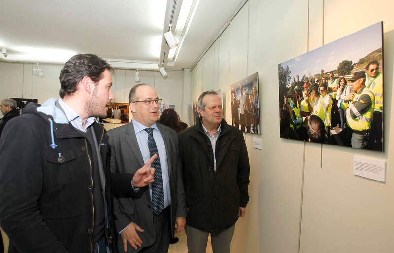 Inauguración de la exposición &#039;Un año en imágenes 2015&#039; de Palencia (2/2)