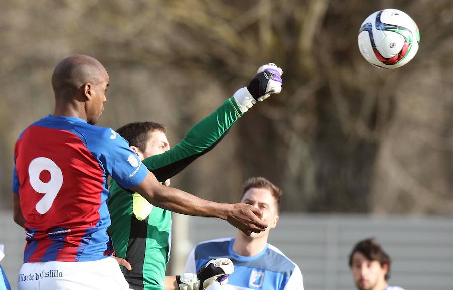 Segoviana 0-0 Almazán