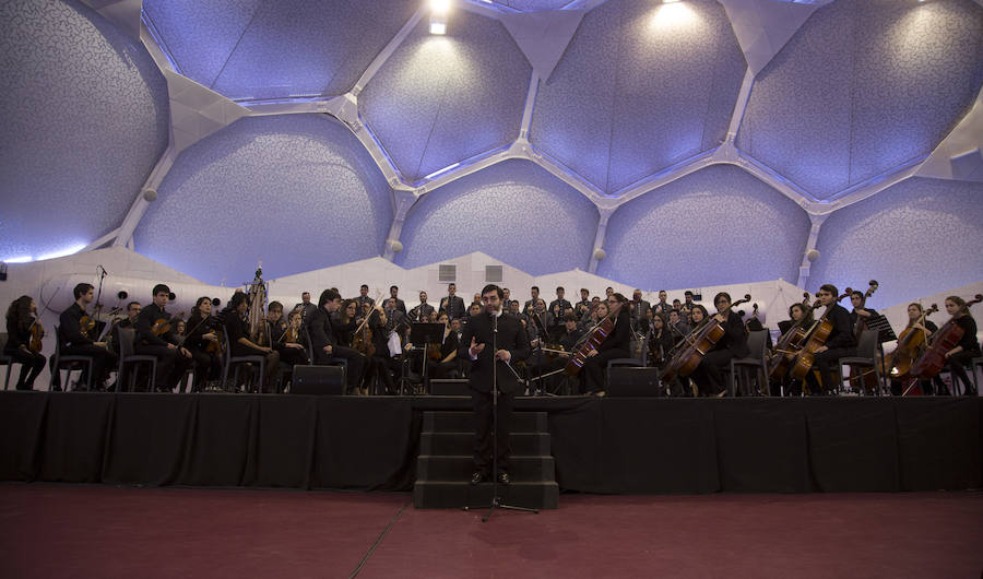 Concierto de &#039;Voces de Pasión&#039; en la Cúpula del Milenio