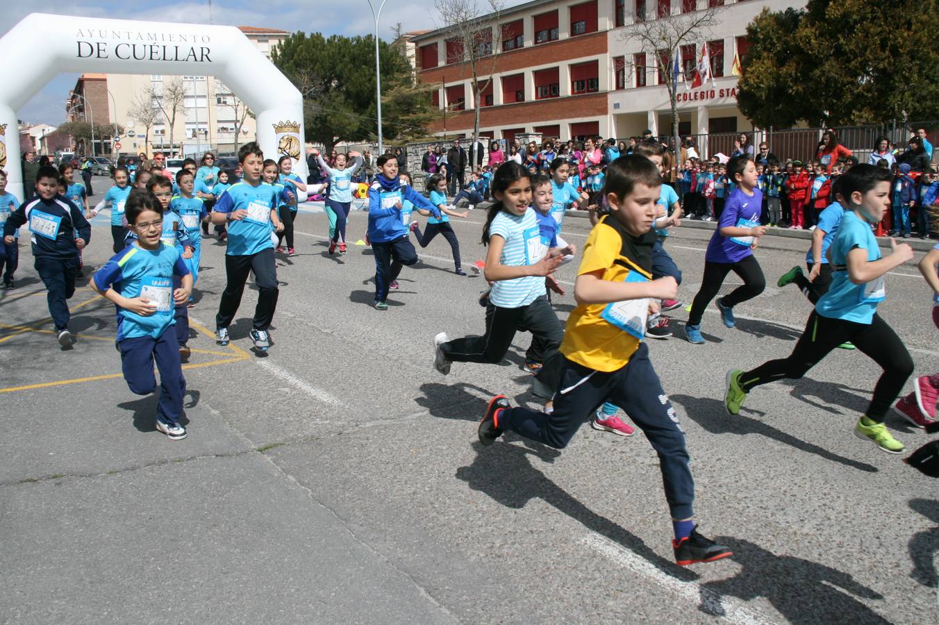 Alumnos del colegio Santa Clara de Cuéllar corren a favor de Unicef