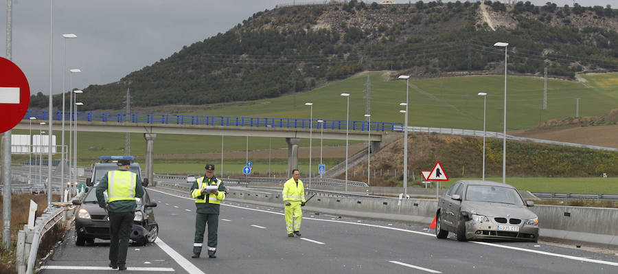 Accidente múltiple en la VA-30
