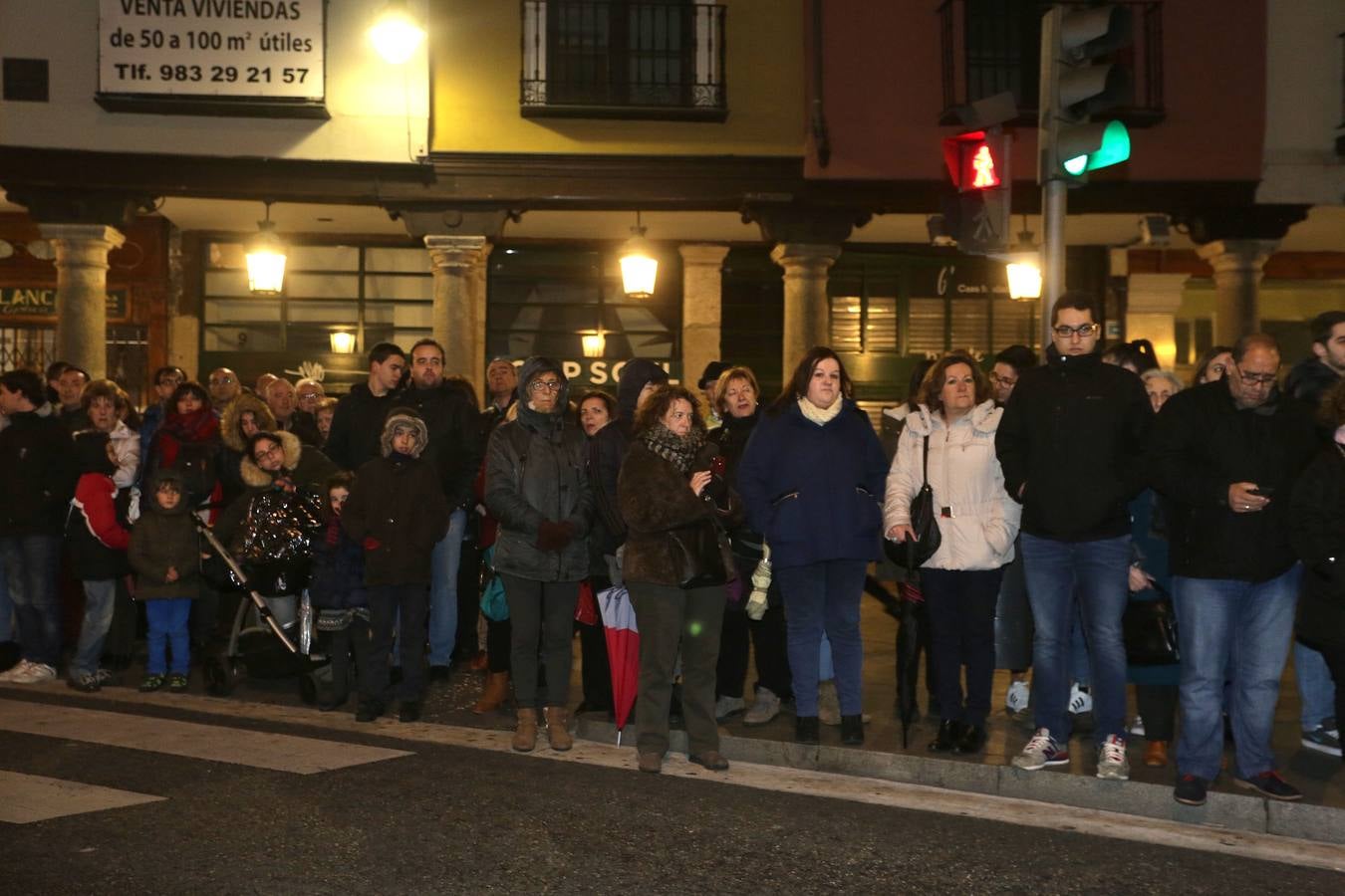 Si estuviste en la Procesión del Rosario del Dolor, búscate en la fotos (1/2)