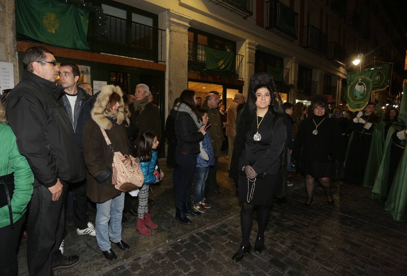 Si estuviste en la Procesión del Rosario del Dolor, búscate en la fotos (2/2)