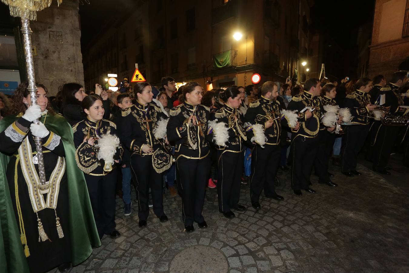 Si estuviste en la Procesión del Rosario del Dolor, búscate en la fotos (2/2)
