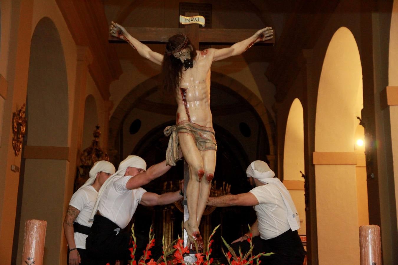 Procesión y Oración de los Cinco Misterios en Segovia (1/2)
