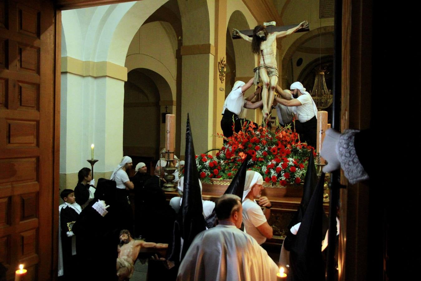 Procesión y Oración de los Cinco Misterios en Segovia (1/2)
