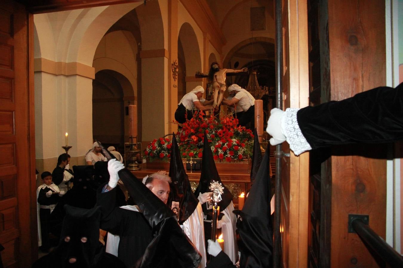 Procesión y Oración de los Cinco Misterios en Segovia (1/2)
