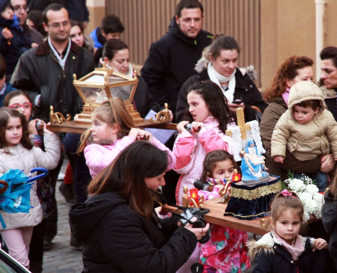 Procesión de la Pasión de Jesucristo por los niños del barrio de  San José de Segovia