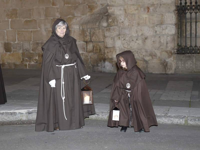 Procesión de Luz y Tinieblas en Palencia