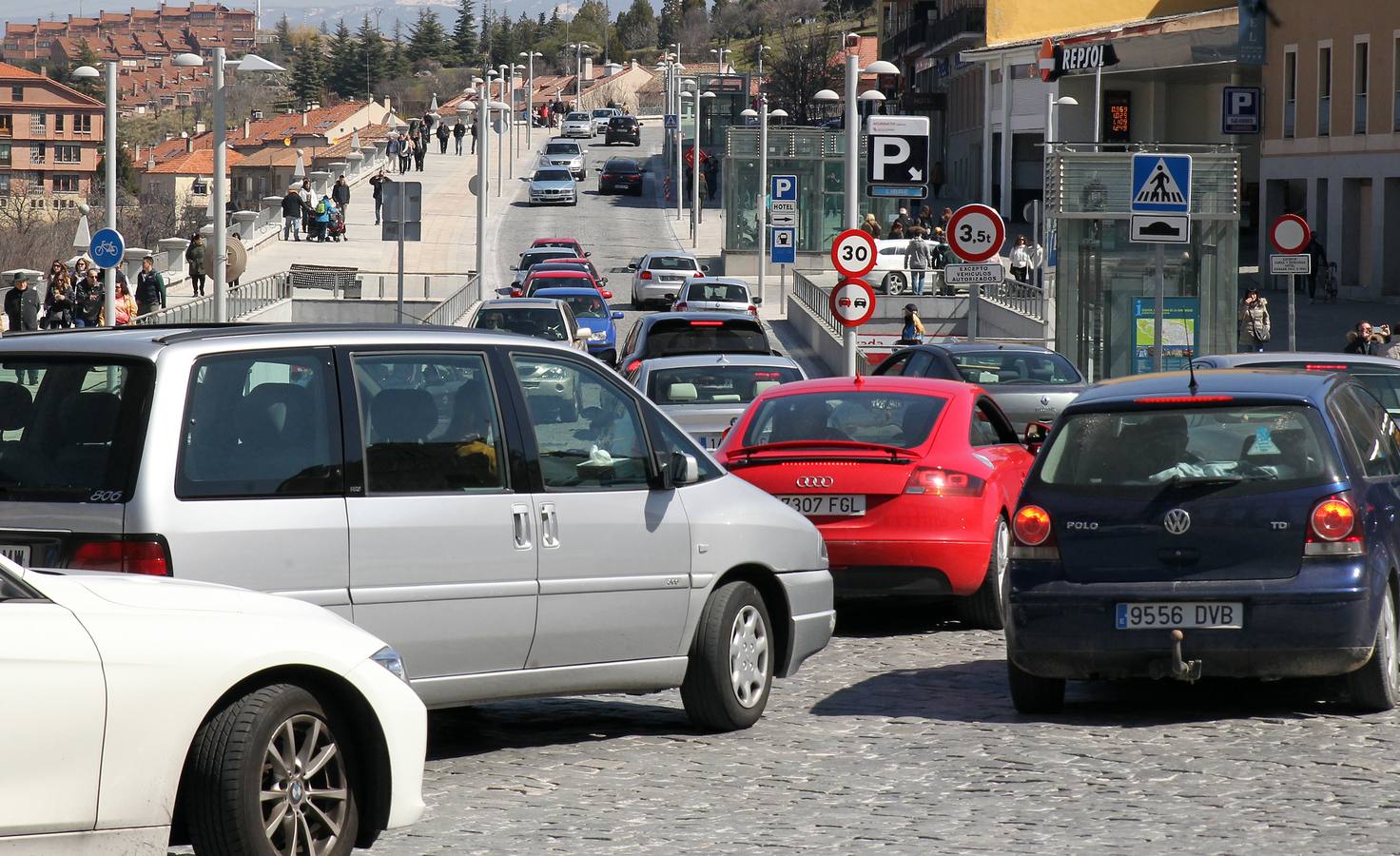 Segovia se llena de turistas