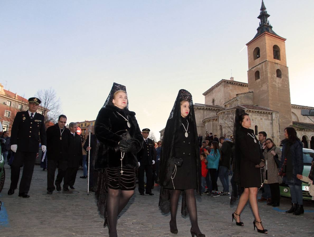 Procesión de Nuestra Señora de la Soledad al Pie de la Cruz y del Santísimo Cristo en su Última Palabra en Segovia