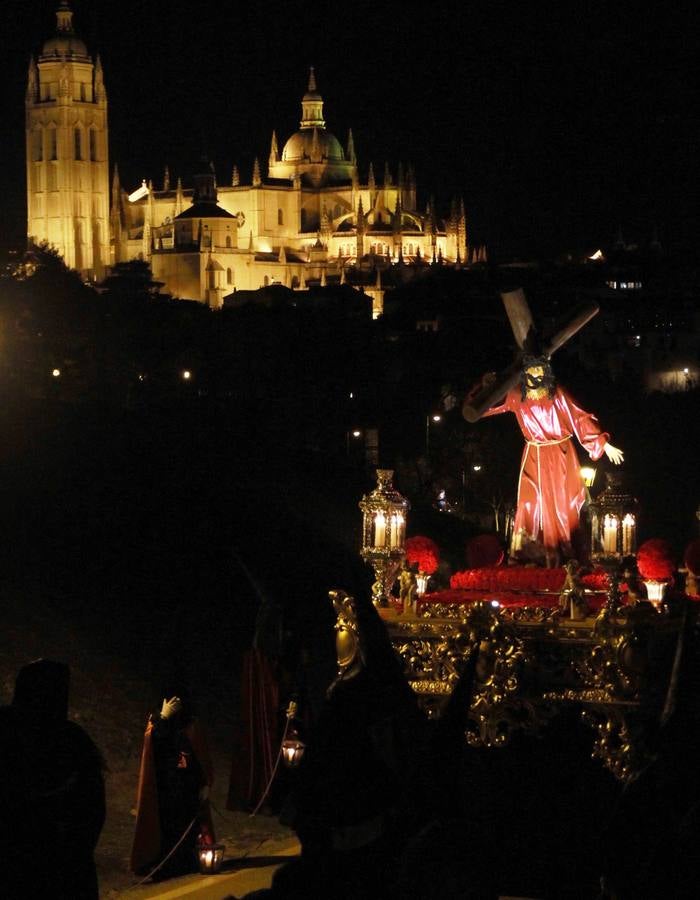 Procesión del Santo Cristo de la Cruz en Segovia