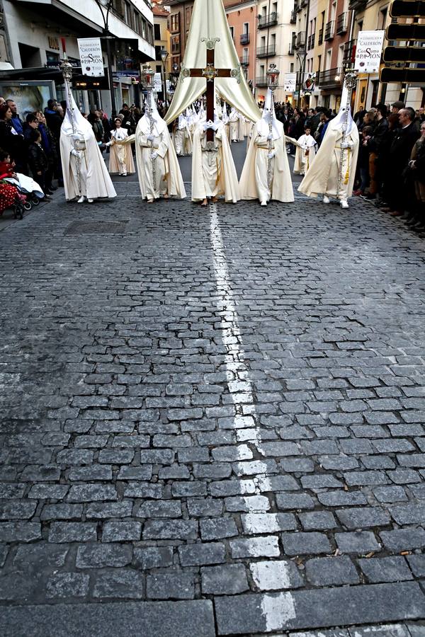 Procesión General de la Sagrada Pasión del Redentor en Valladolid (2/2)
