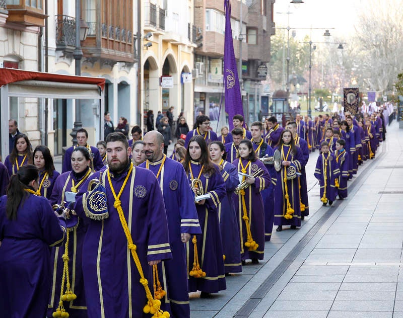 Procesión del Rompimiento del Velo en Palencia